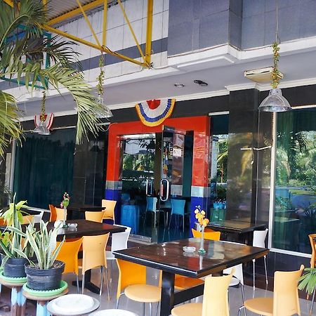 Hotel Duta פאלמבאנג מראה חיצוני תמונה
